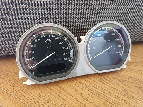 Harley davidson tacho - km/h,