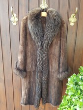 NERZ  PELZ  JACKE - MANTEL MIT