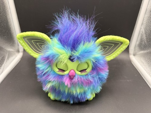 Furby galaxy leuchtet - furby, im