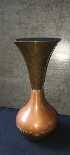 Vase aus kupfer und messing - kupfer,