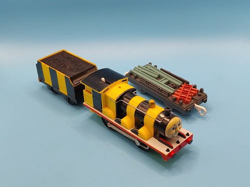 Tomy james linked tender - tomy, &