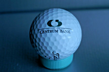 Logo Golfball: Centrum Bank, Titleist.