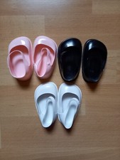 3 Paar Puppenschuhe aus