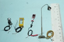 Brawa H0 Konvolut 3 Leuchten & 1 bel. Telefonzelle