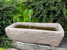 Brunnen Trog länglich - Wasserspiel mit Pumpe - Kunst Sandstein Antik Look J 23