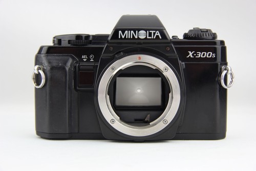 Minolta 300 analoge - x-300, s