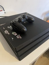 Sony PlayStation 4 Pro, 1 TB, Schwarz, Inkl. Controller und Kabel Guter Zustand.