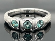 RING GR. 18 (CA. 56)  950/-PLATIN MATT MIT ALEXANDRIT FACETTENREICH  SCHMUCKJAGD