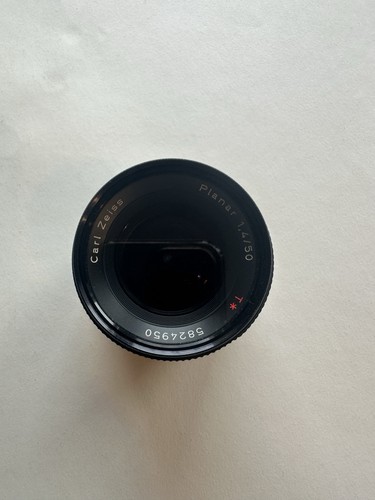 Carl zeiss planar - carl,