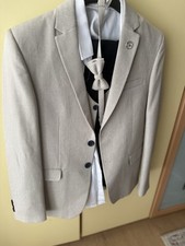 Eleganter Jungen Anzug