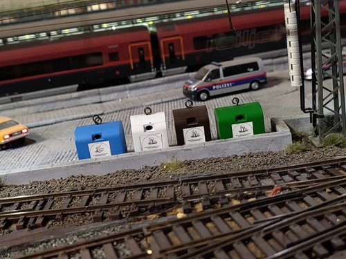 Altglascontainer 87 - h0, 1:87