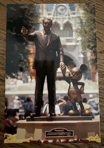 Vintage walt disney - walt, world