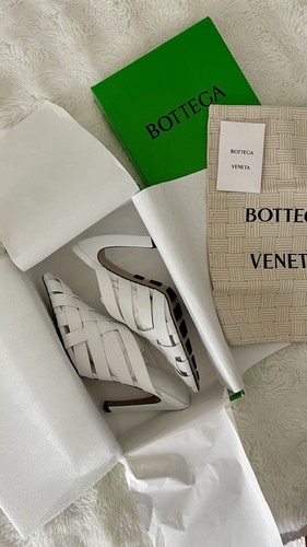 Bottega white mules bock heels - white,