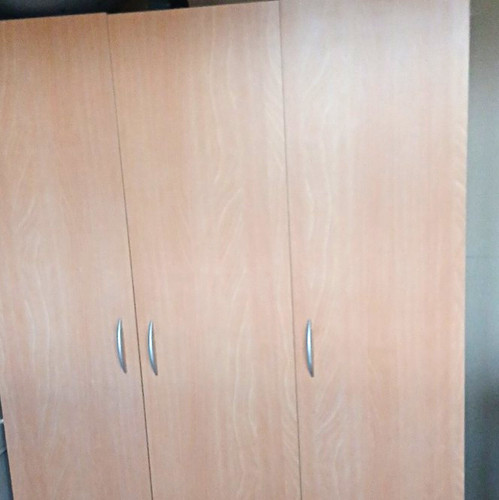 Freistehender kleiderschrank - freistehender,