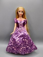 Mattel 2011 Puppe Sing and