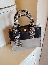 Handtasche grau schwarz KROKO Optik *** NEU *** Tragetasche