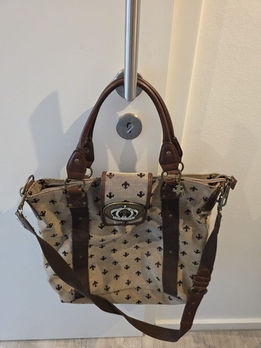 Große damen handtasche mit - große, damen-handtasche