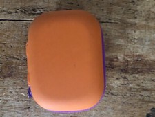 ear pods, mit Kabel, bunt, in Schachtel, Benetton