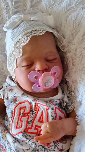 Babypuppe geschlossene augen - babypuppe,