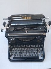 alte Schreibmaschine "Ideal"