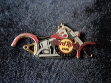 Pin HARD ROCK CAFE Singapore