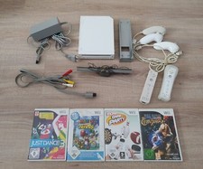 Nintendo Wii Paket Konsole, Kabel, Controller, Nunchuk, Spiele Bundle Weiß Rot