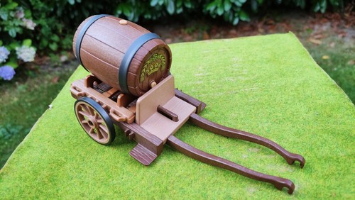 Playmobil holzfasswagen mit - playmobil,