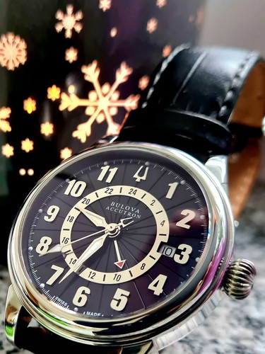 Bulova accutron 63b012 - accutron,