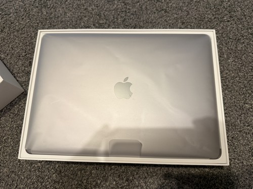 Apple macbook pro 2019 - 13,