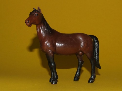 Schleich pferd braun - 25),