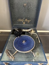 Alter Grammophon Little Boy