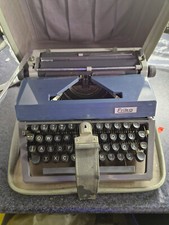 Schreibmaschine ERIKA DDR Reiseschreibmaschine mit Koffer