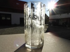 c.1800 BECHERGLAS Glasschnitt Hirsch Jagd mit Sprünge + Loch Glashütte Kramsach?