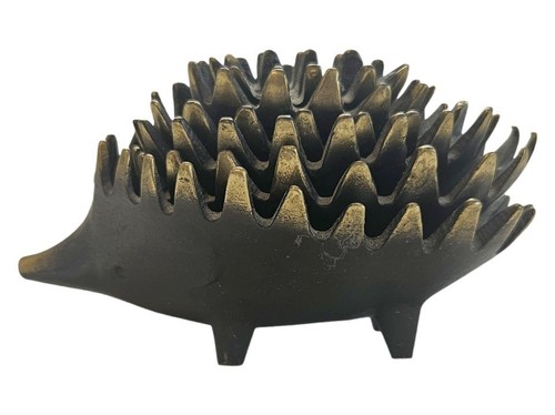 Igel satzascher - -,
