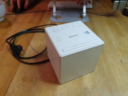 Sony icf radiowecker - icf-c1,