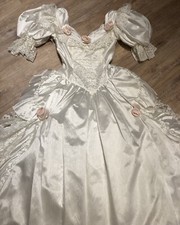 Luxus Designer Sissi Seiden Brautkleid CUPID Schleppe + Rosenblüten * Made in UK