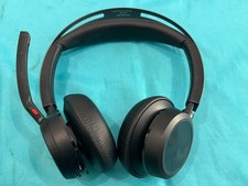Plantronics Poly Voyager Focus 2 Stereo Headset mit Mikrofon ohne Zubehör