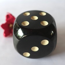 alter DDR Würfel 5,5 cm x 5,5 cm Catalin 191,09 g Kunstharz rot / ev 707(1)