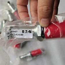 Neu eaton vickers - eaton,