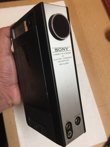 Sony cassette corder 40 - cassette,