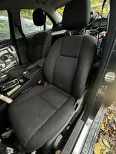 Sitz vorn links Fahrersitz Stoff Schwarz beheizt Mercedes Benz C-Klasse W204