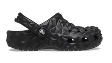 Crocs (209572.001) CLASSIC Geometric CLOG - bequeme Allround-Schuhe Kids