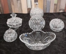 Kristallglas Konvolut, Schalen, Vase und Deckeldosen, 6 Teile