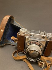 Voigtländer Prominent Kamera – mit Nokton 50mm f/1.5 Objektiv und Ledertasche