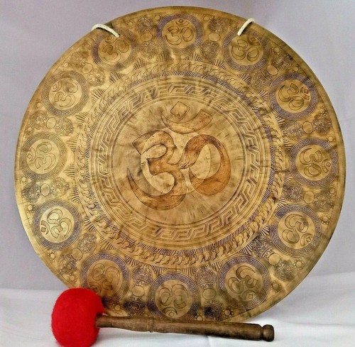 Wind gong - om,