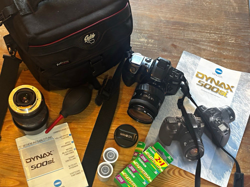 Minolta dynax 500si - minolta,