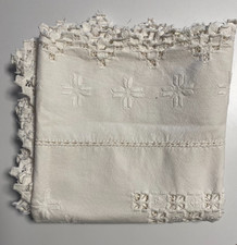 Antike alte Tischdecke