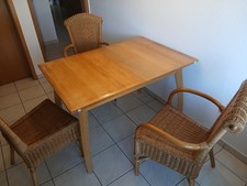 Esstisch Kernbuche Massiv - 3 Rattanstühlen