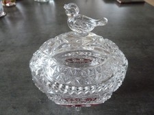 Eine schöne Dose aus Glas Transparent Höhe 15 cm mit Vogel Motiv oval mit Rot