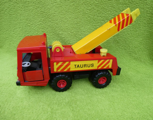 Ddr blechspielzeug taurus - blechspielzeug,